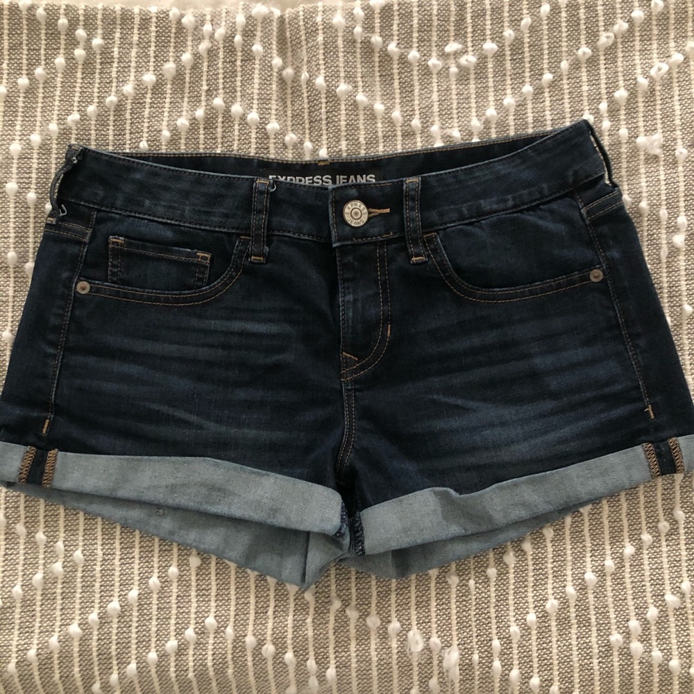Express Jean shorts size 4